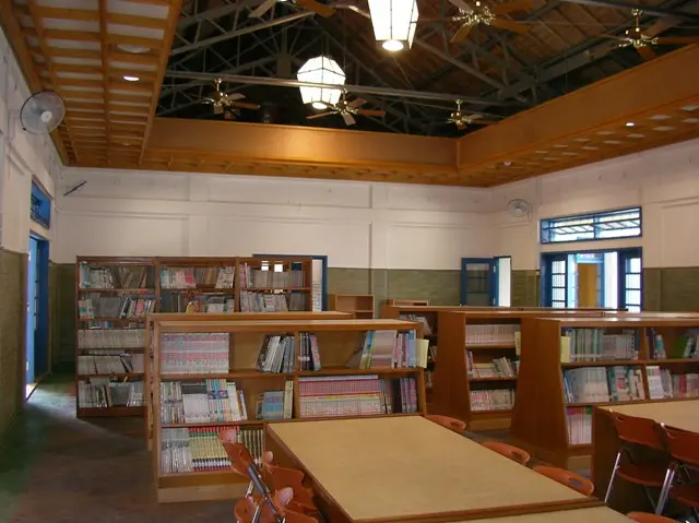 臺南神社事務所化身為學校圖書館，定名為「忠義兒童閱讀文化館」