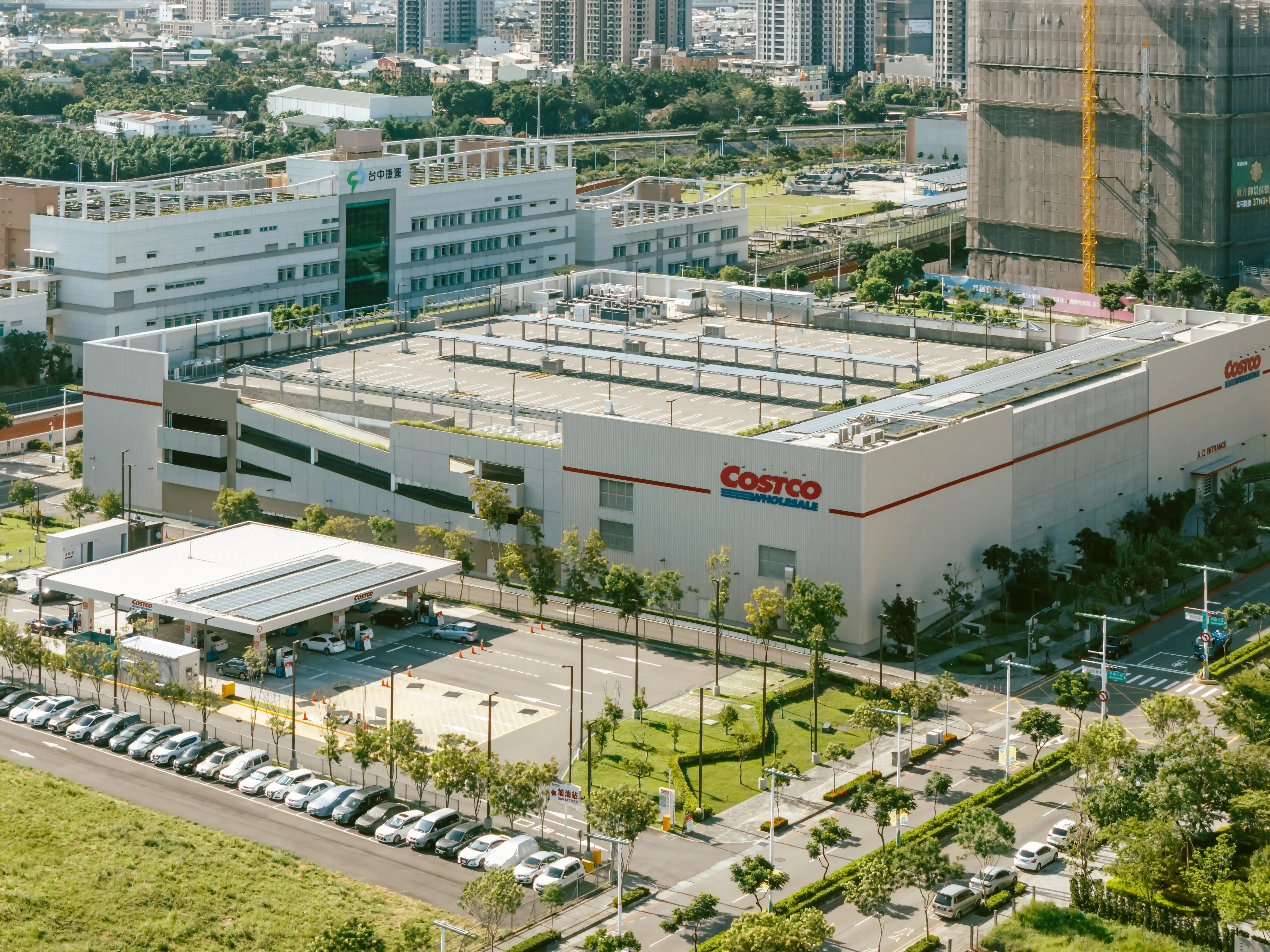 大型商場Costco好市多就在機捷特區