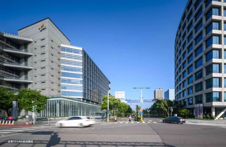 新板特區─遠東通訊園區─土城鴻海總部」串起新北AI科技走廊,科技廠辦總部需求快速聚攏。